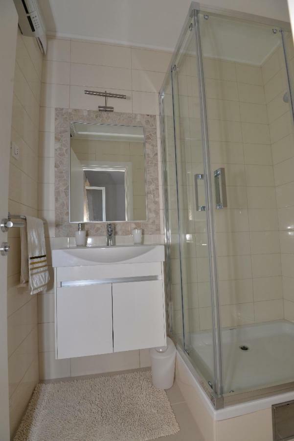 Villa Jelena Makarska Buitenkant foto